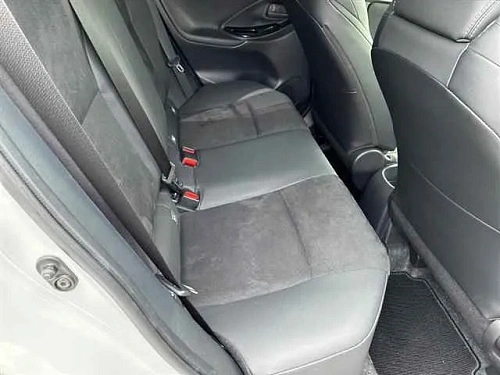 TOYOTA YARIS CROSS 2023