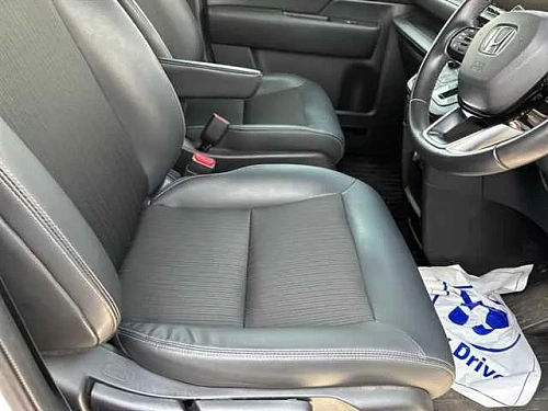 HONDA STEP WAGON 2023